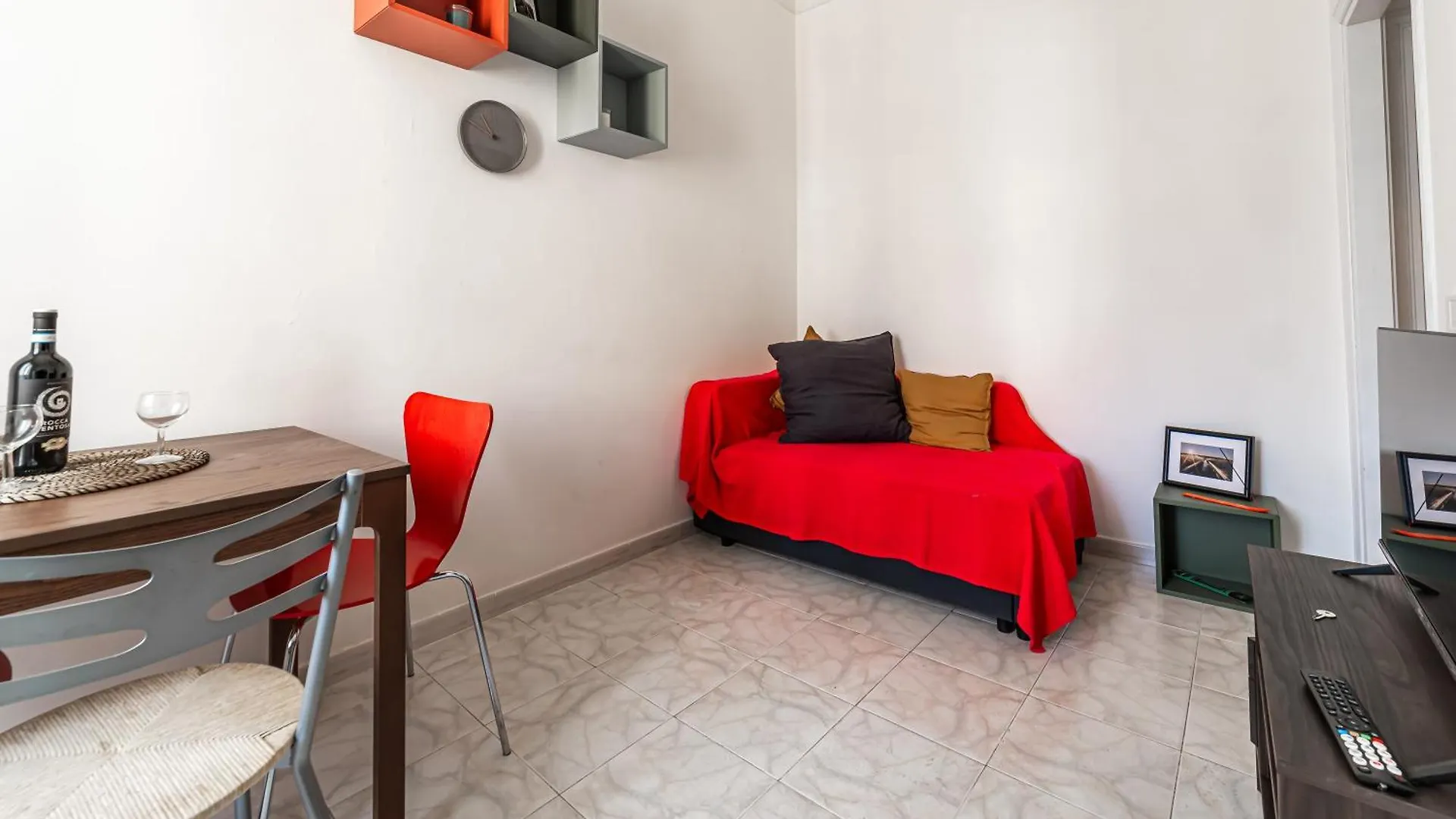 Casa Guapita - Metro Malatesta Apartment Rome 0*,  Italy