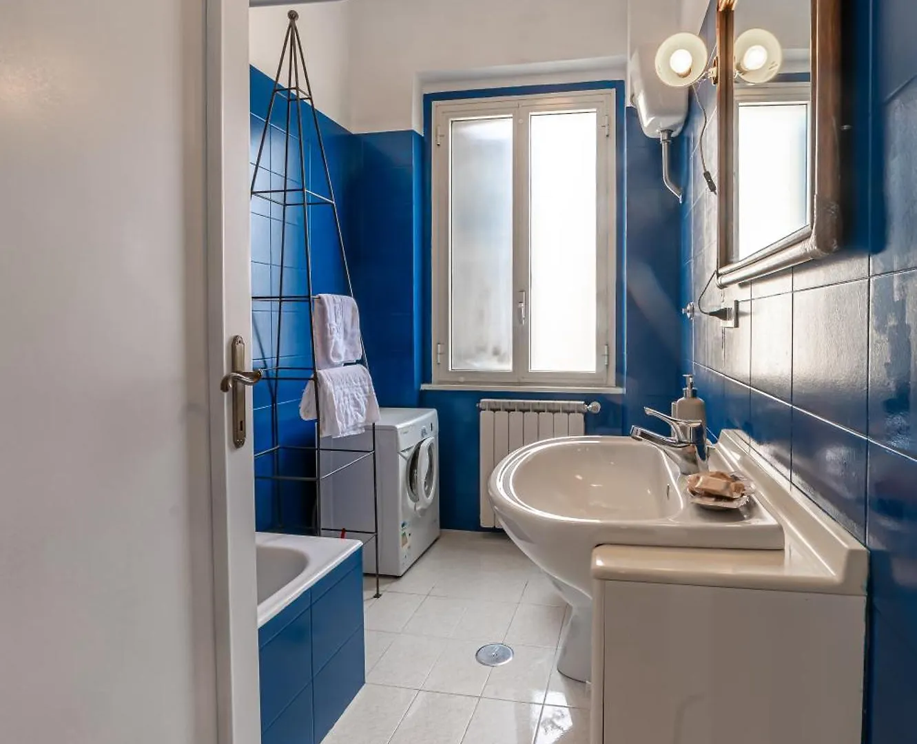 Casa Guapita - Metro Malatesta Apartment Rome